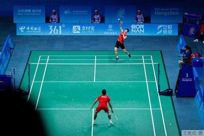 他在场上的 他在场上的