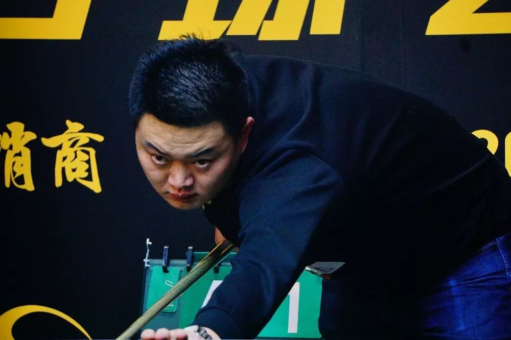 出色的脚下 出色的脚下