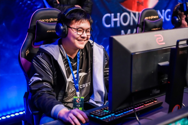 4的对峙 4的对峙