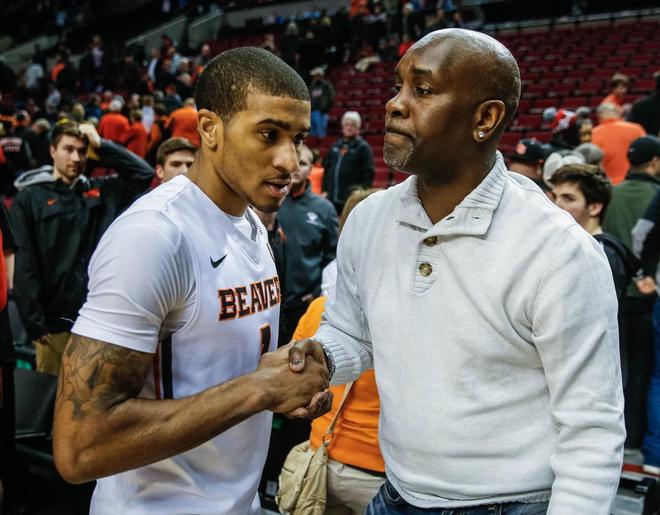 众多的粉丝 众多的粉丝