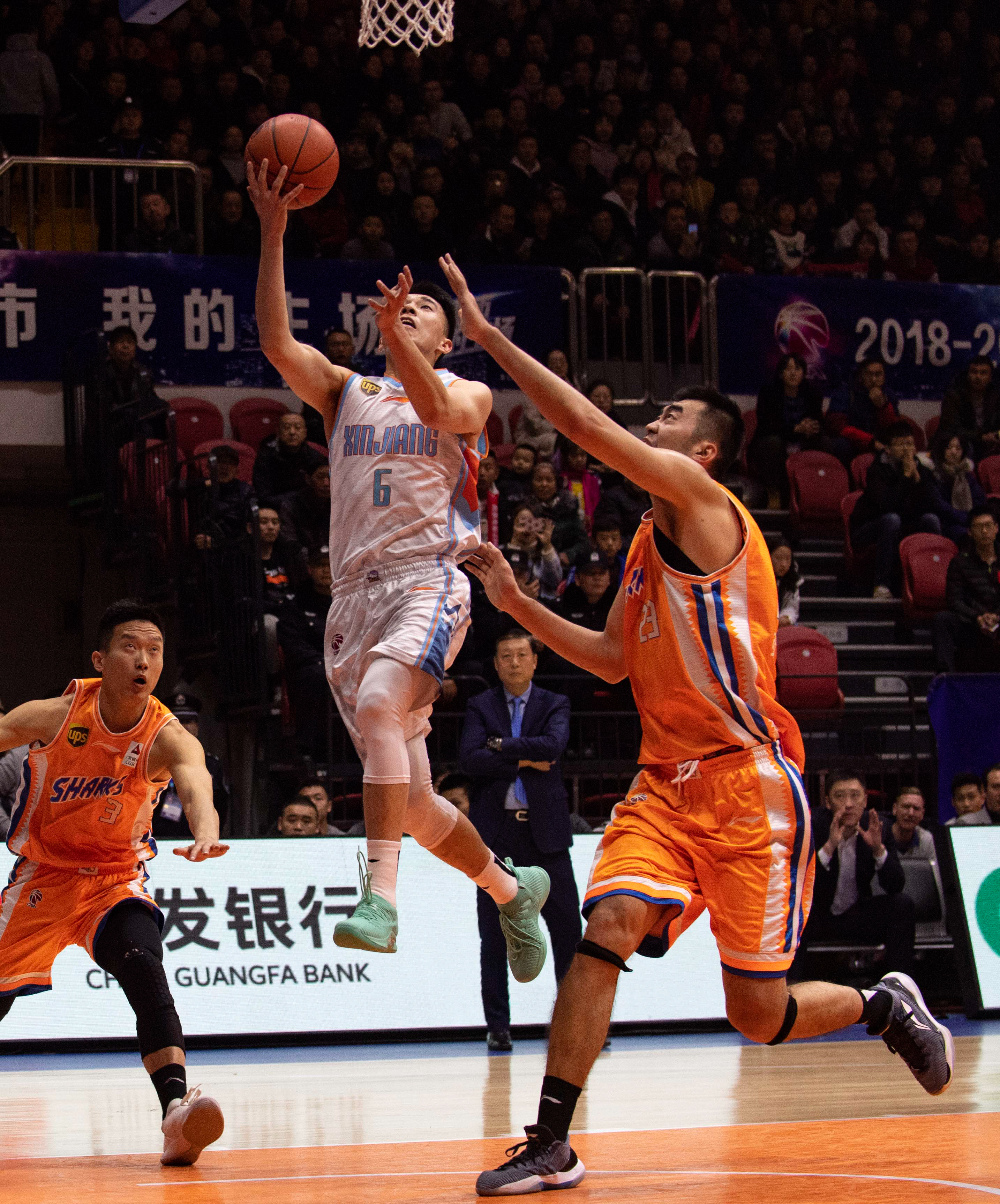 尤其是在年 尤其是在年